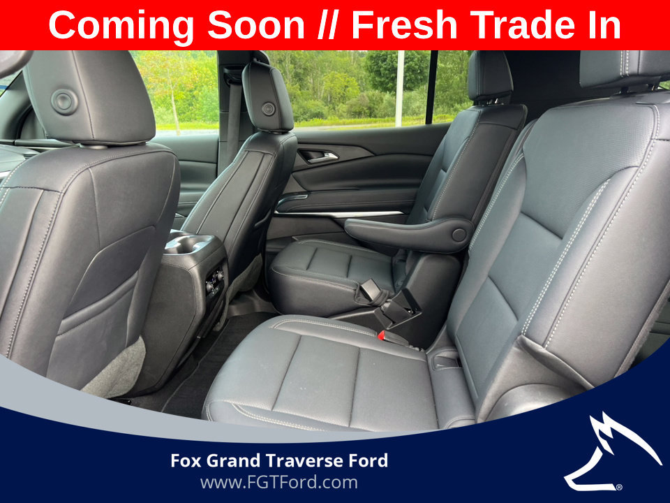 Used 2026 Chevrolet Traverse LT AWD/4WD image 4