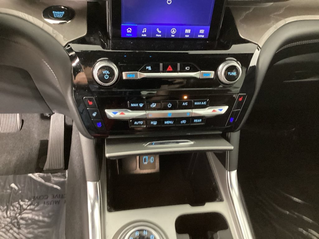 Certified 2023 Ford Explorer Platinum w/ Technology Package AWD/4WD image 27
