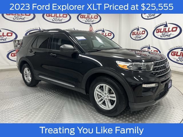 Certified 2023 Ford Explorer XLT w/ Equipment Group 202A