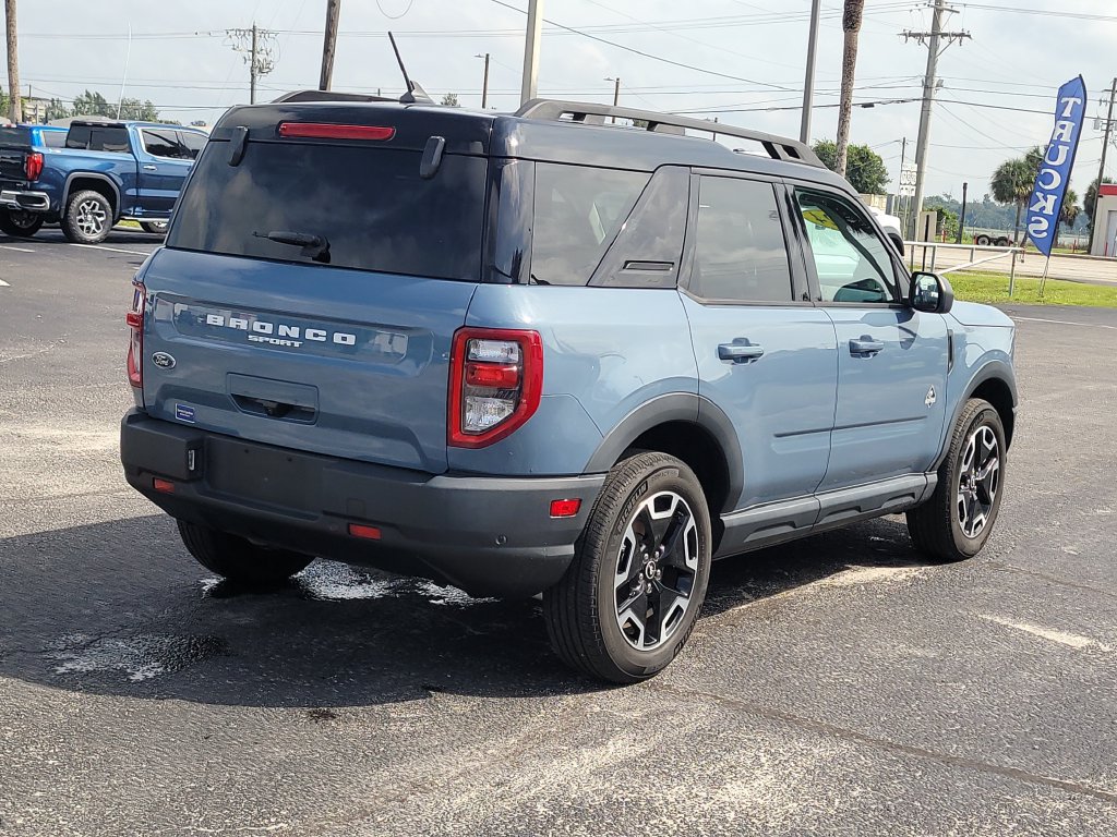 Certified 2024 Ford Bronco Sport Outer Banks w/ Tech Package AWD/4WD image 4