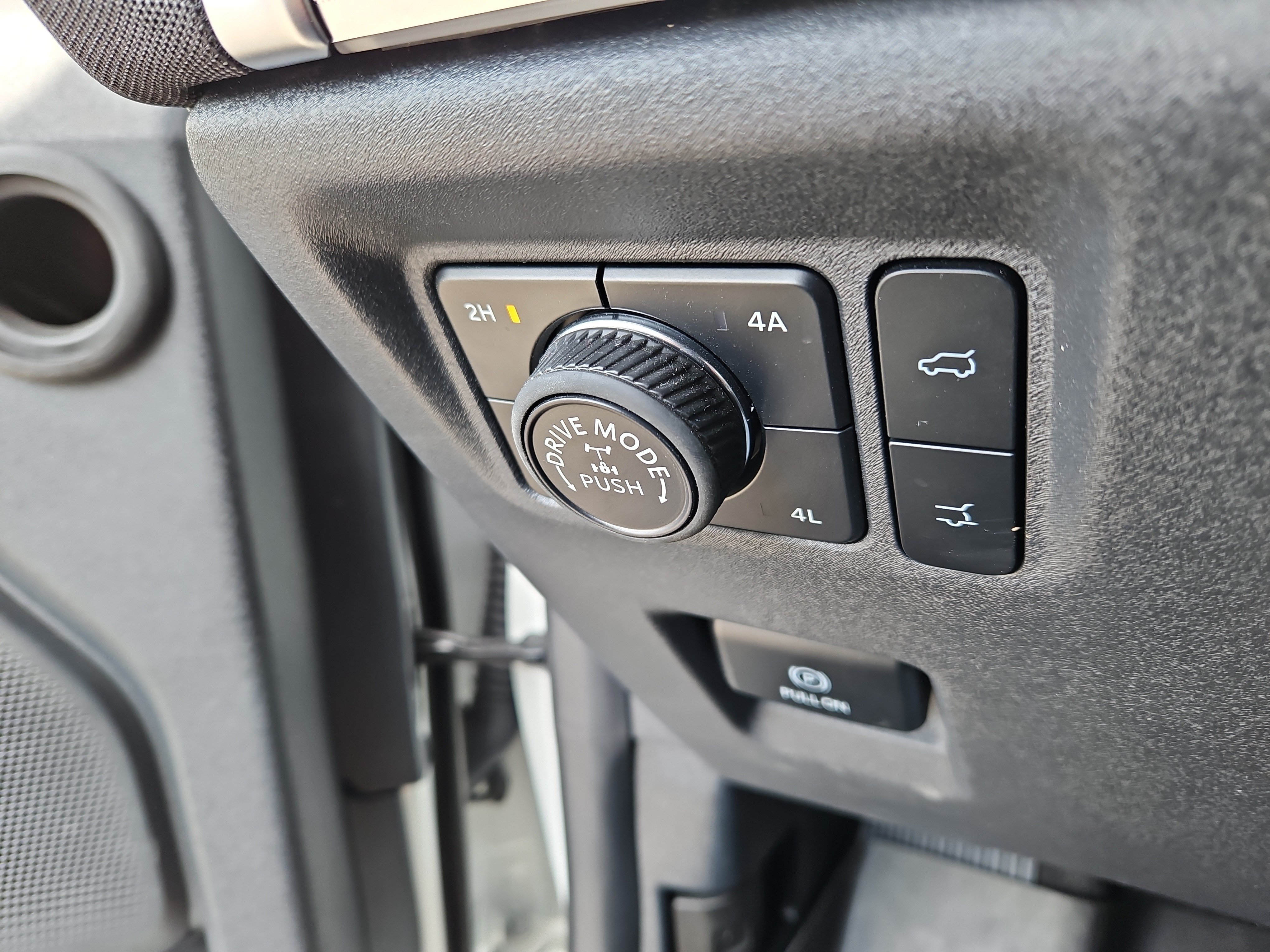 Certified 2025 Ford Expedition Tremor AWD/4WD image 14