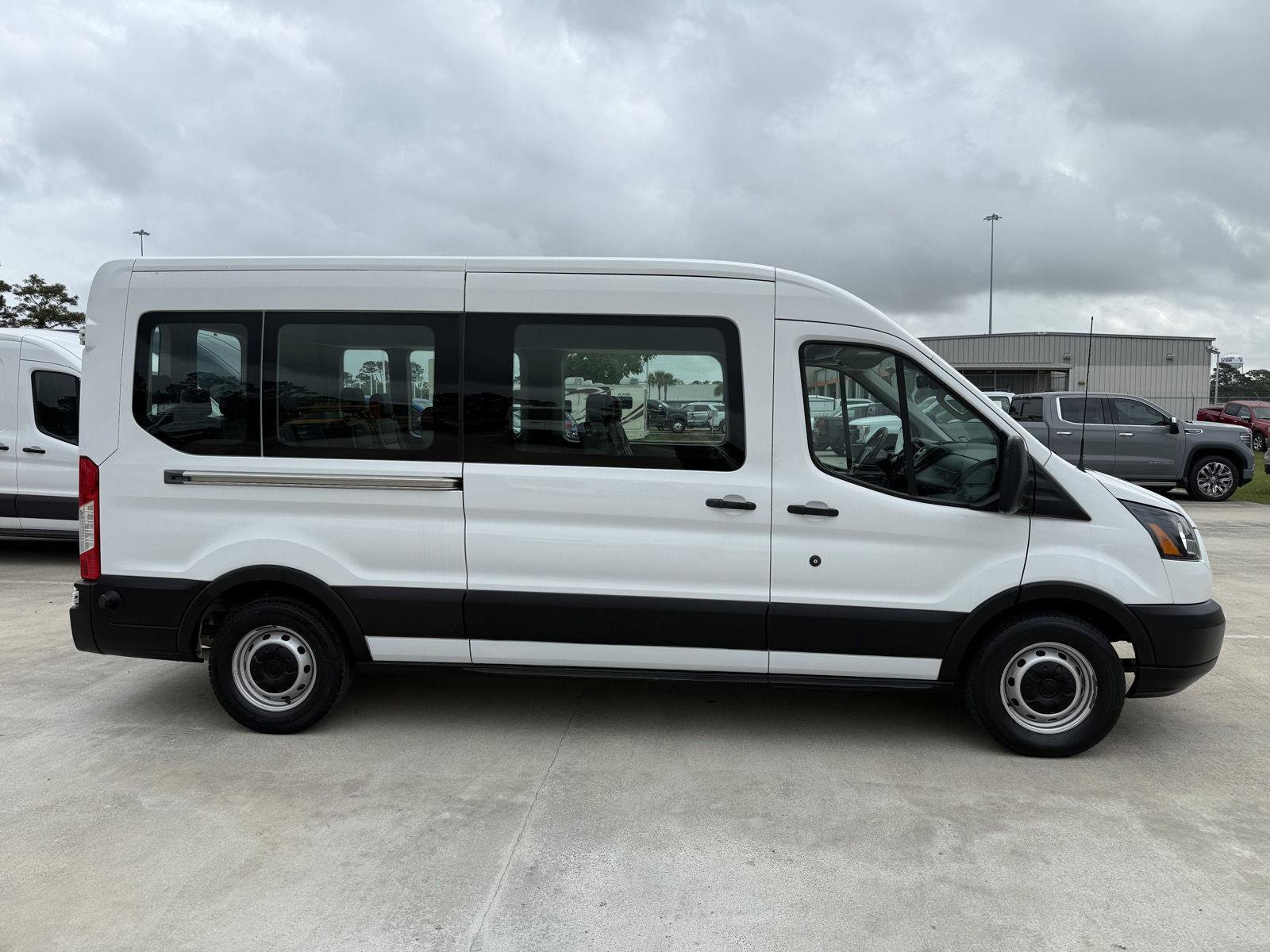 Certified 2019 Ford Transit 350 XL image 6