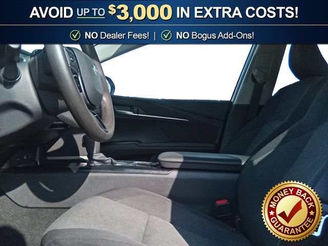 Used 2025 Toyota Camry LE FWD image 14