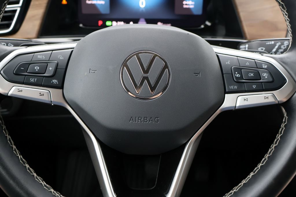 Used 2025 Volkswagen Atlas SE FWD image 33