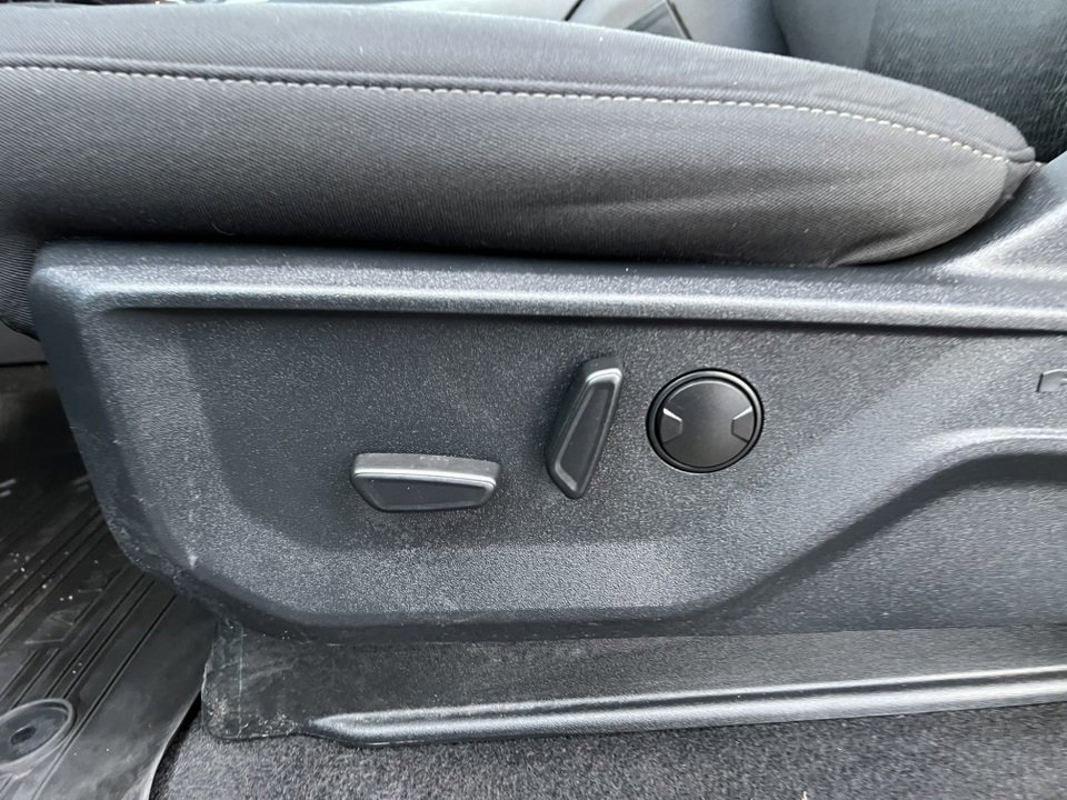 Certified 2023 Ford F150 XLT w/ Equipment Group 302A High image 17