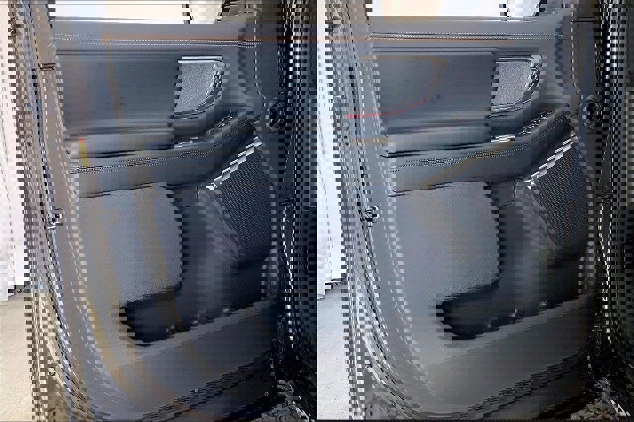 Certified 2025 Ford Expedition Tremor image 25