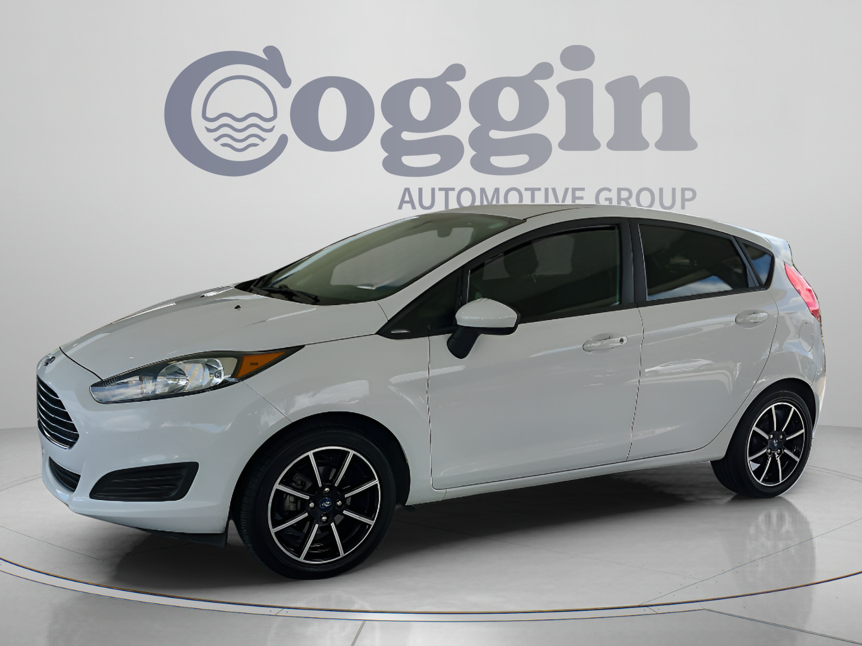 Certified 2019 Ford Fiesta SE FWD image 1