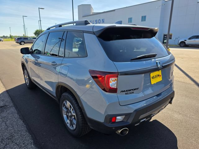 Used 2023 Honda Passport TrailSport image 11