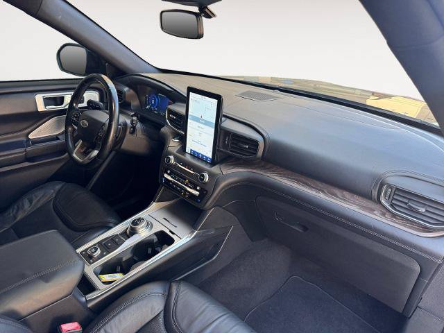 Certified 2020 Ford Explorer Platinum w/ Premium Technology Package AWD/4WD image 15