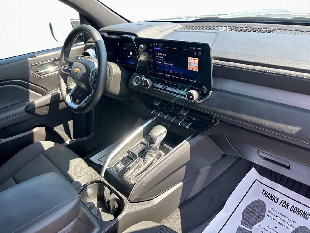 Used 2024 Chevrolet Colorado LT w/ LT Convenience Package RWD image 14