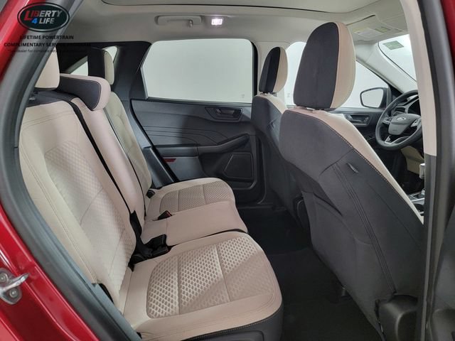 Certified 2022 Ford Escape SE w/ Cold Weather Package FWD image 16
