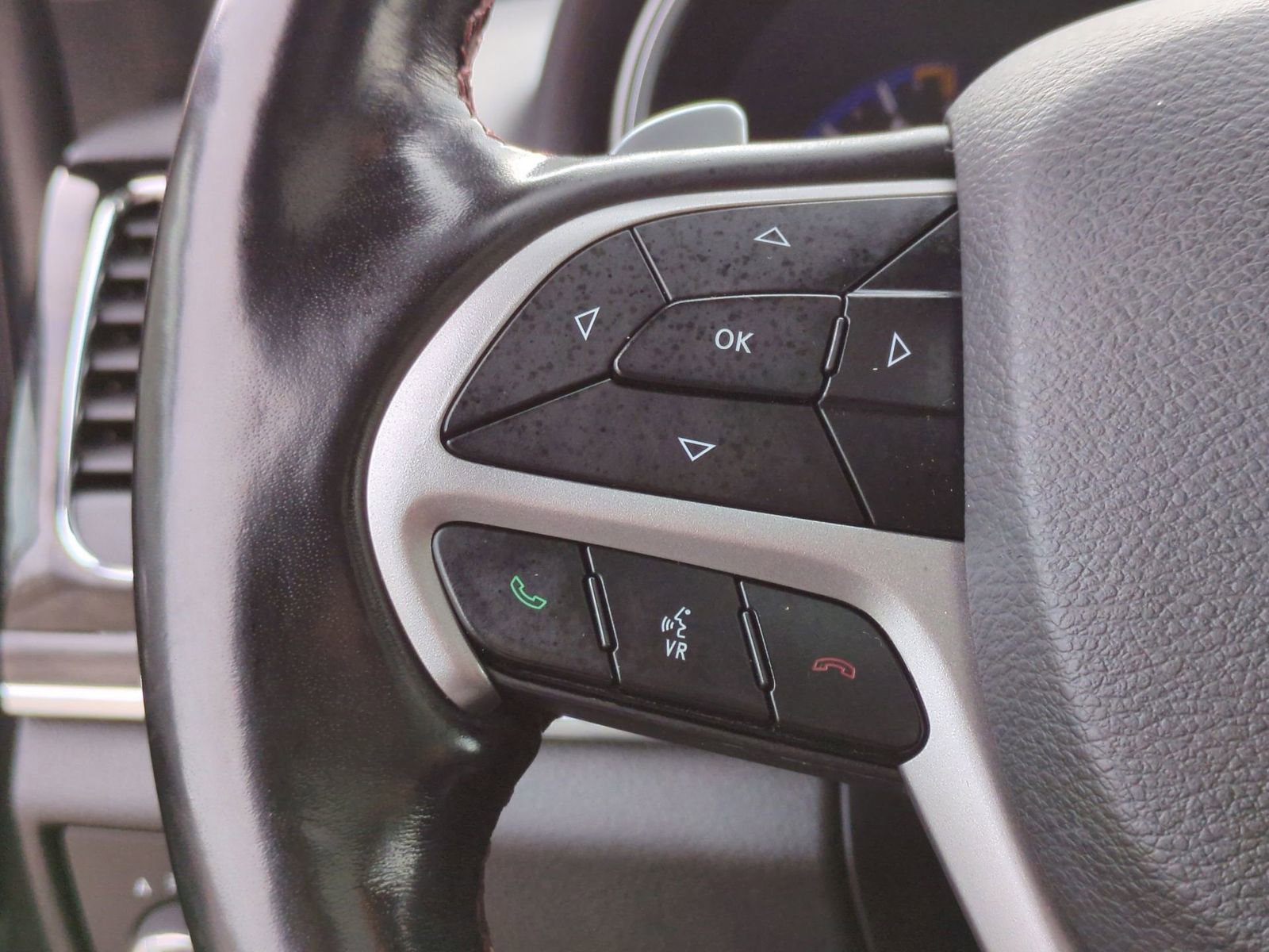 Used 2021 Jeep Grand Cherokee Trailhawk w/ Trailhawk Luxury Group image 32