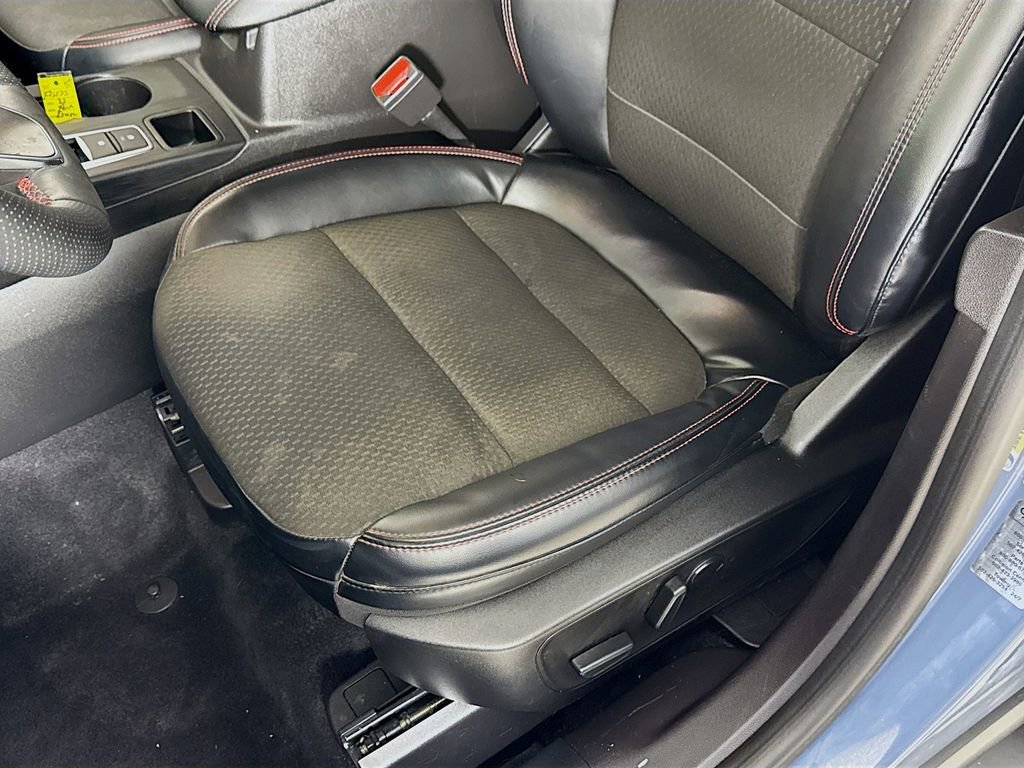 Certified 2023 Ford Escape ST-Line Elite image 6