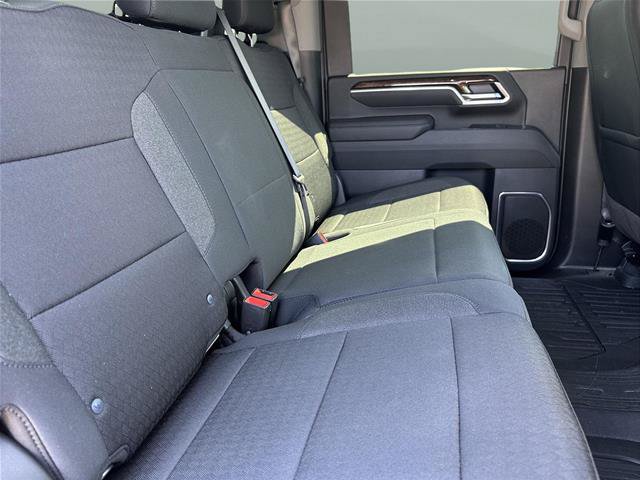 Used 2025 GMC Sierra 2500 SLE w/ SLE Value Package; AWD/4WD image 25