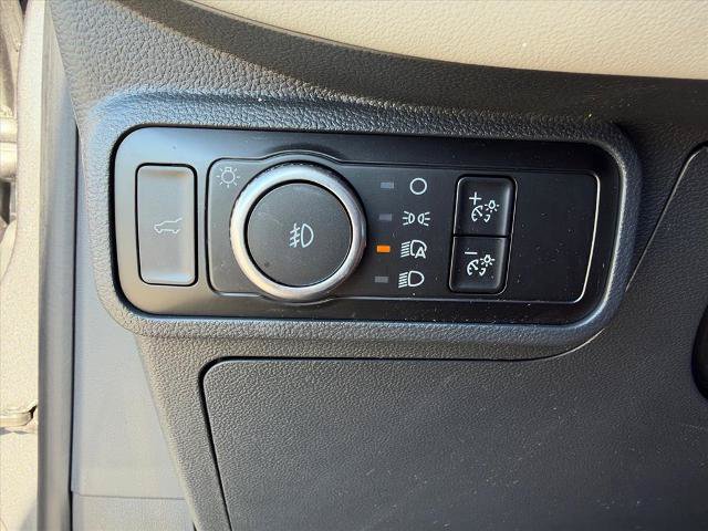 Certified 2025 Ford Explorer Active w/ Active Comfort Package RWD image 22