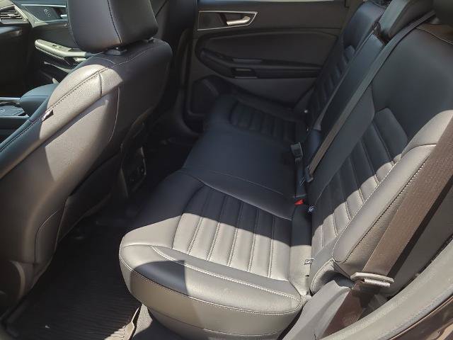 Certified 2024 Ford Edge SEL w/ Convenience Package AWD/4WD image 16