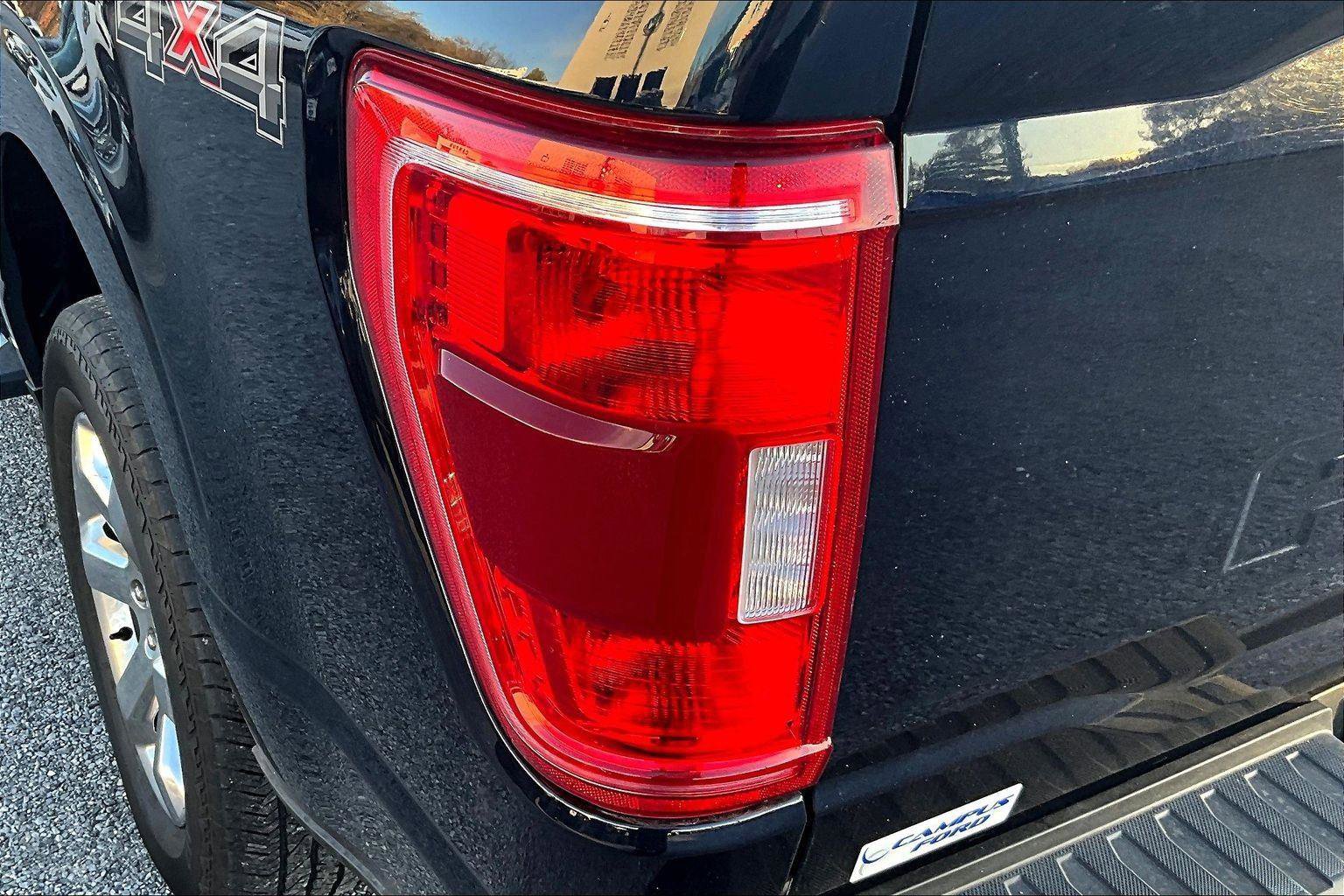 Certified 2022 Ford F150 XLT w/ Equipment Group 302A High image 31