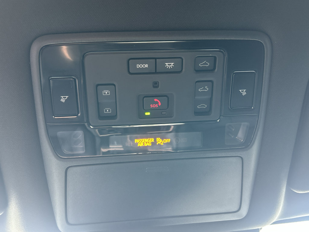 Used 2025 Toyota Grand Highlander AWD Hybrid image 23