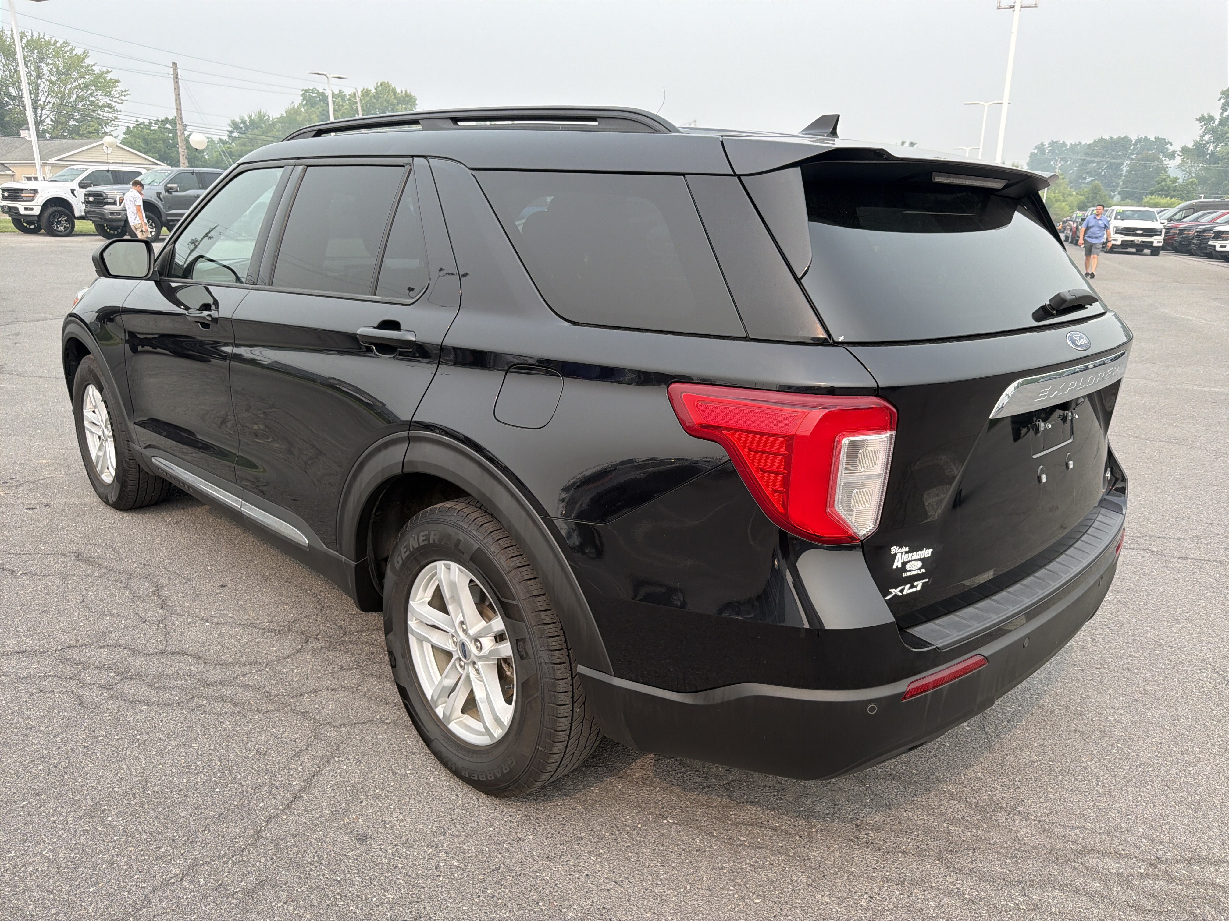 Certified 2020 Ford Explorer XLT AWD/4WD image 6
