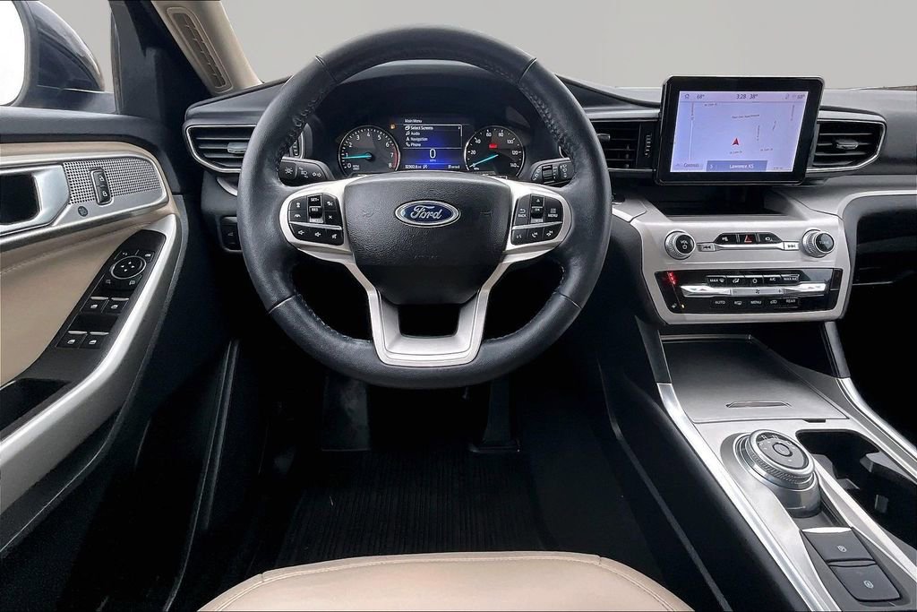 Certified 2023 Ford Explorer XLT w/ Equipment Group 202A image 5