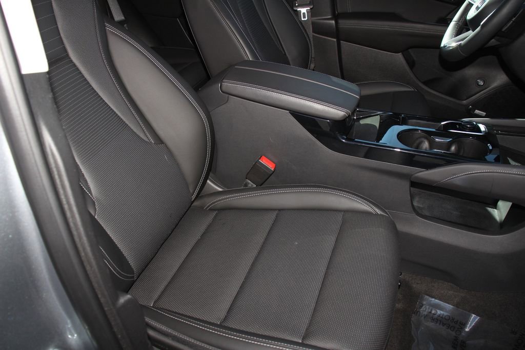 Used 2025 Buick Envision Preferred AWD/4WD image 28
