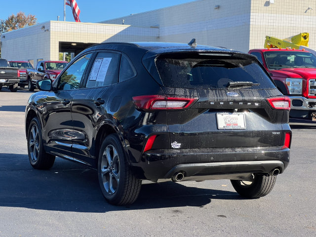 Certified 2024 Ford Escape ST-Line w/ Tech Pack #1 AWD/4WD image 9