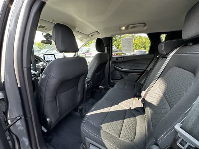 Certified 2023 Ford Escape Active AWD/4WD image 18