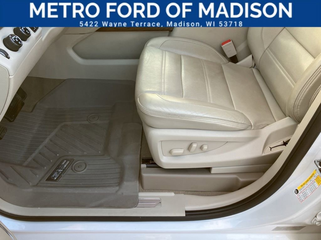 Used 2019 GMC Yukon Denali w/ Denali Ultimate Package image 15