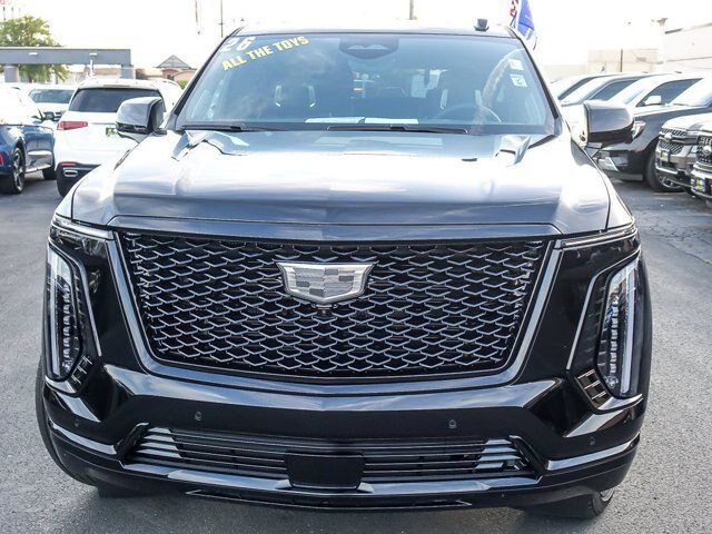 Used 2026 Cadillac Escalade Platinum Sport w/ LPO, ONYX Package AWD/4WD image 5
