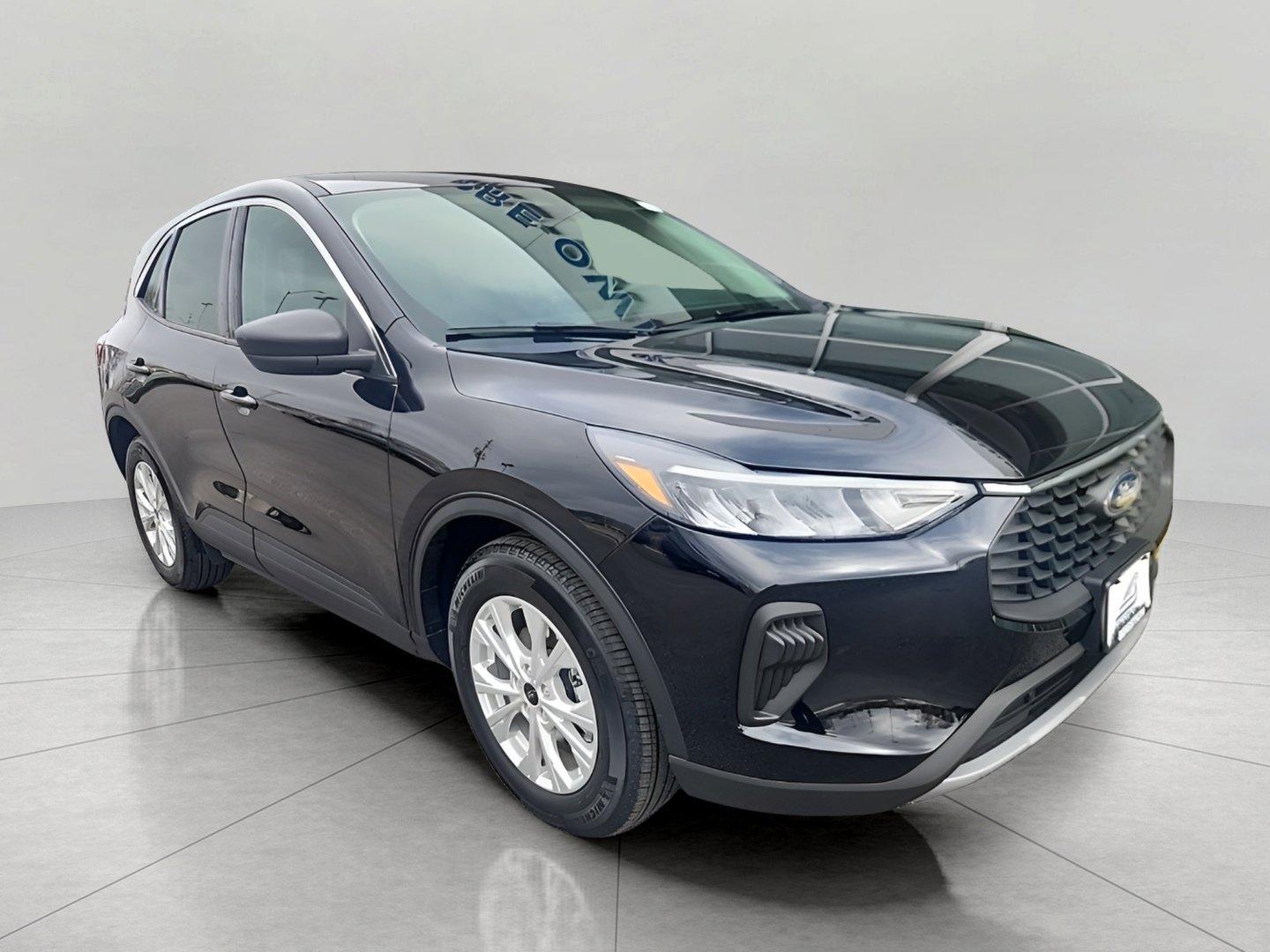 Certified 2023 Ford Escape Active w/ Cold Weather Package image 1