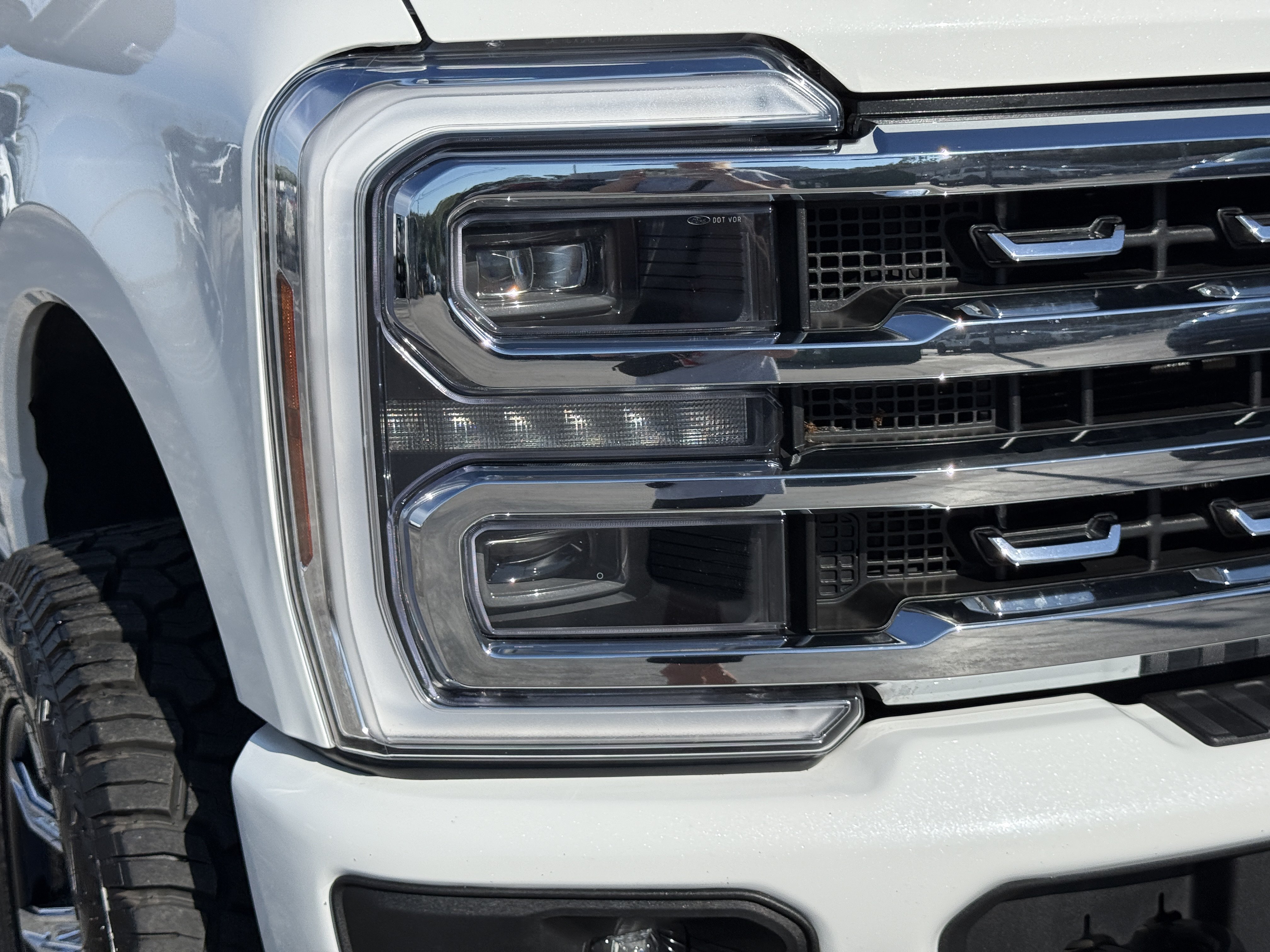 Certified 2025 Ford F250 Platinum AWD/4WD image 7