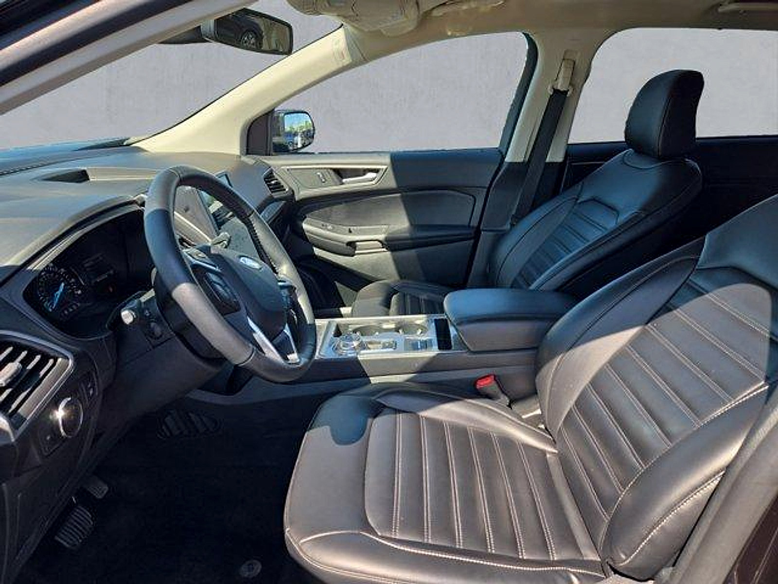 Certified 2024 Ford Edge SEL w/ Convenience Package AWD/4WD image 10