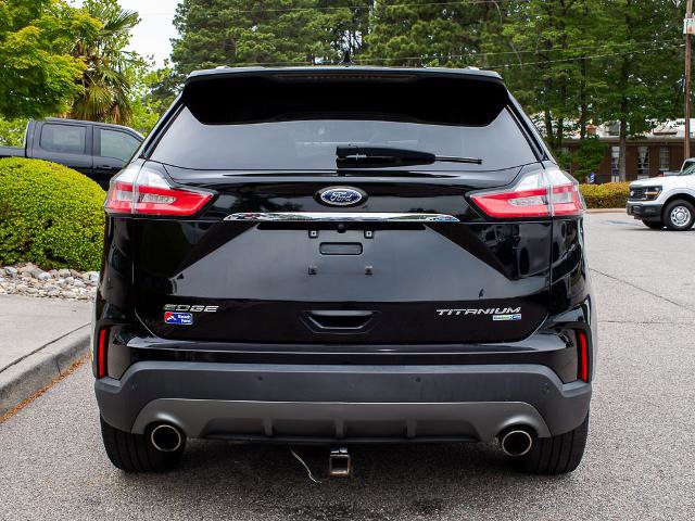 Certified 2019 Ford Edge Titanium AWD/4WD image 4