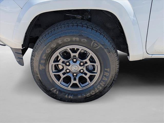 Used 2017 Toyota Tacoma SR5 w/ Tow Package RWD image 25