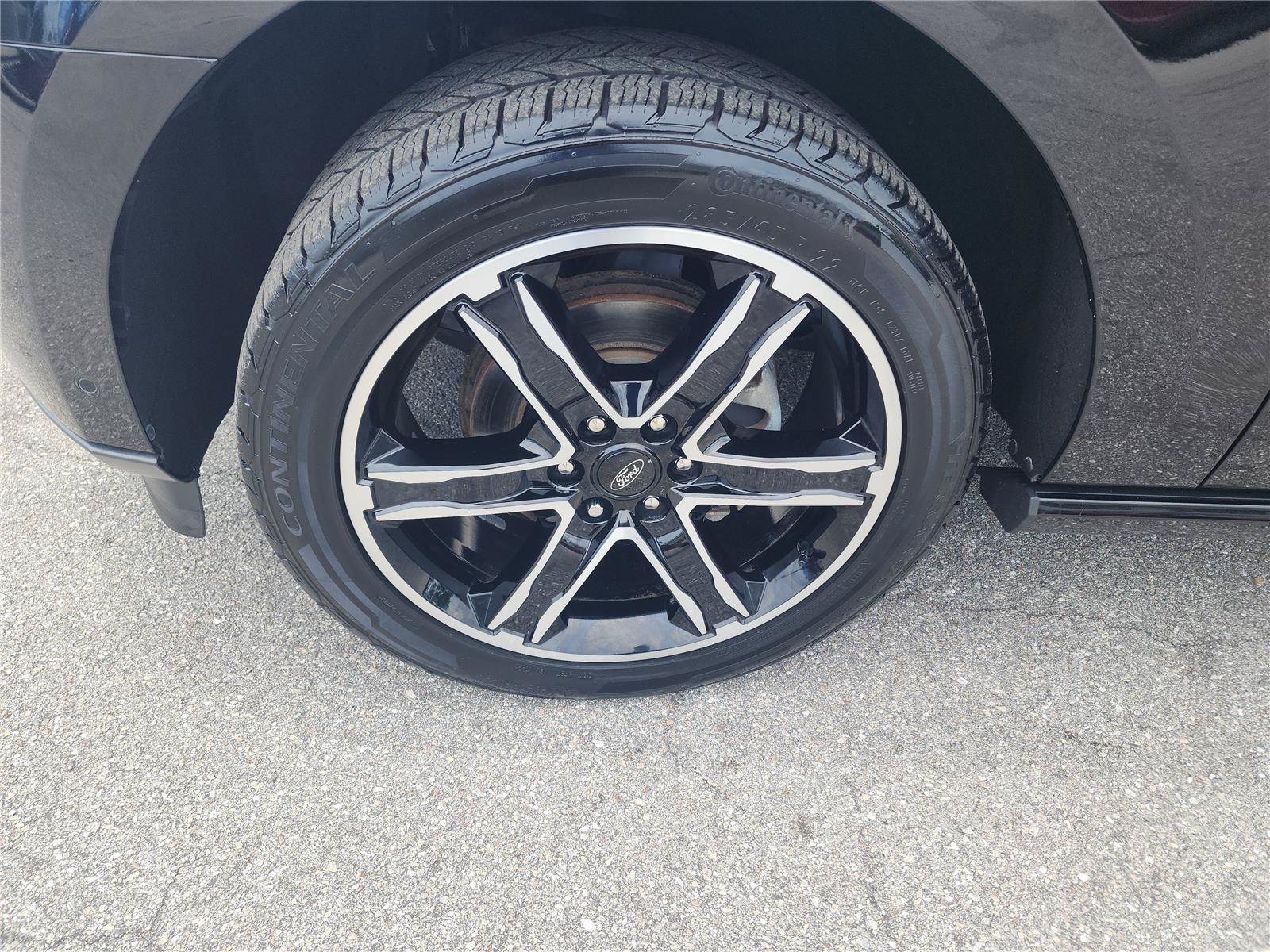 Certified 2019 Ford Expedition Limited w/ Equipment Group 303A RWD image 9