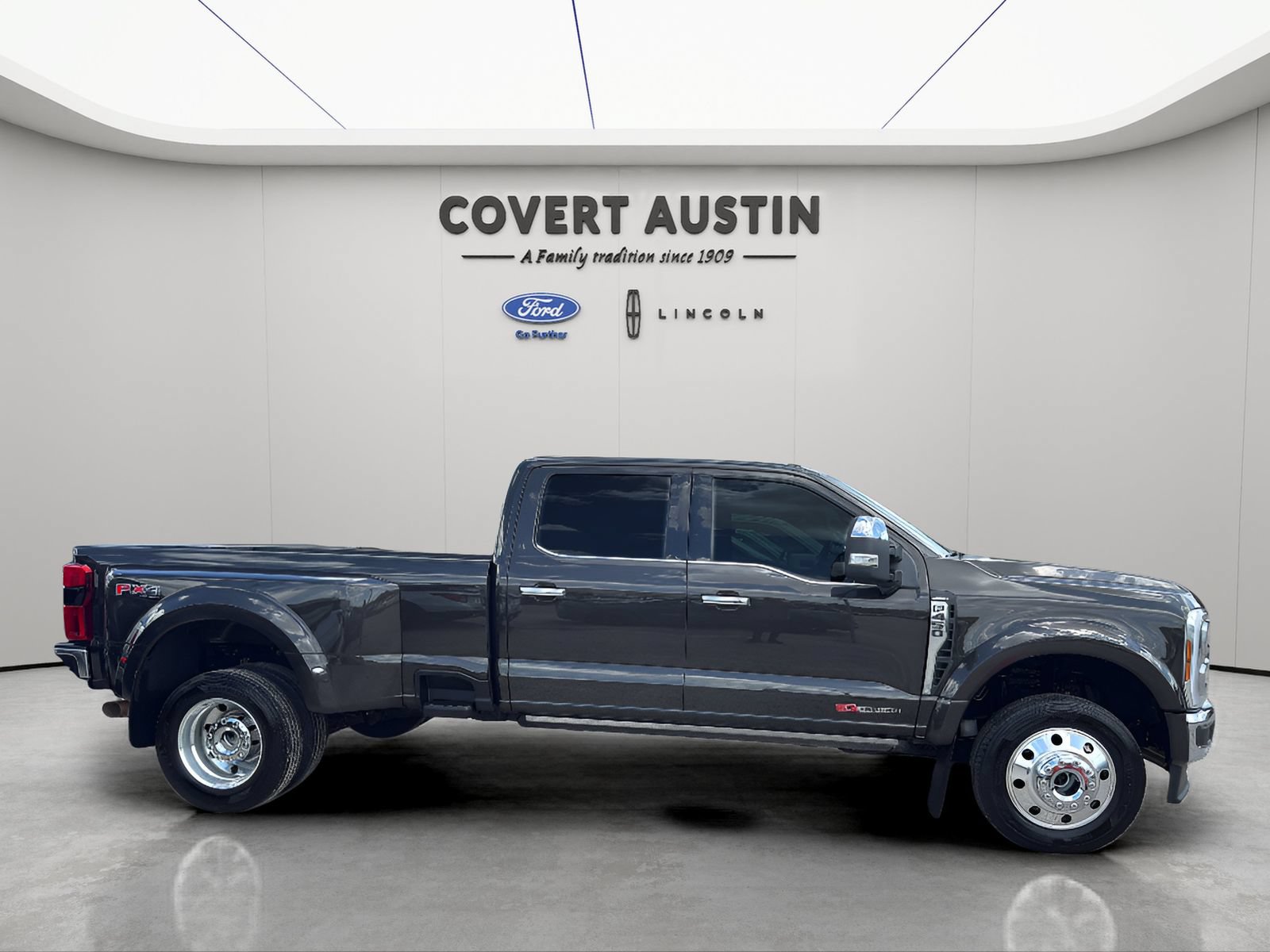 Certified 2024 Ford F450 Lariat w/ Lariat Ultimate Package AWD/4WD image 7