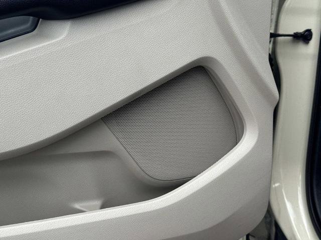 Certified 2018 Ford Explorer XLT FWD image 19