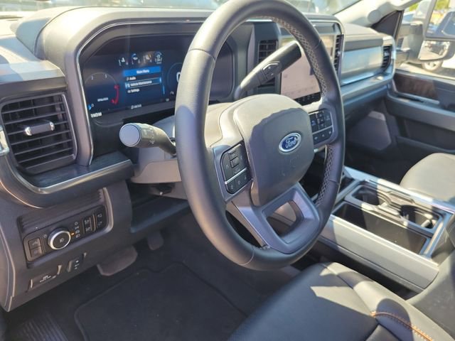 Certified 2025 Ford F250 Lariat w/ Chrome Package image 18