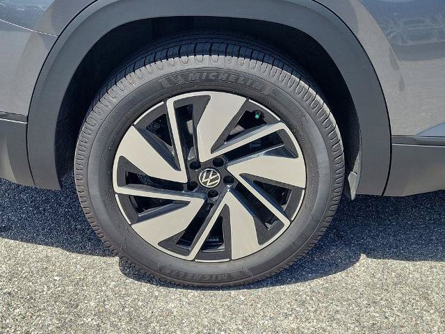 Used 2024 Volkswagen Atlas SE FWD image 6