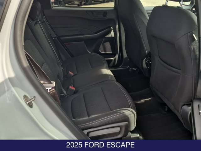 Certified 2025 Ford Escape Active FWD image 20