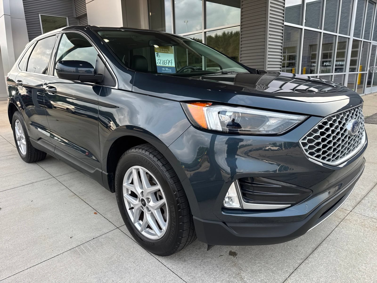 Certified 2024 Ford Edge SEL w/ Convenience Package AWD/4WD image 10
