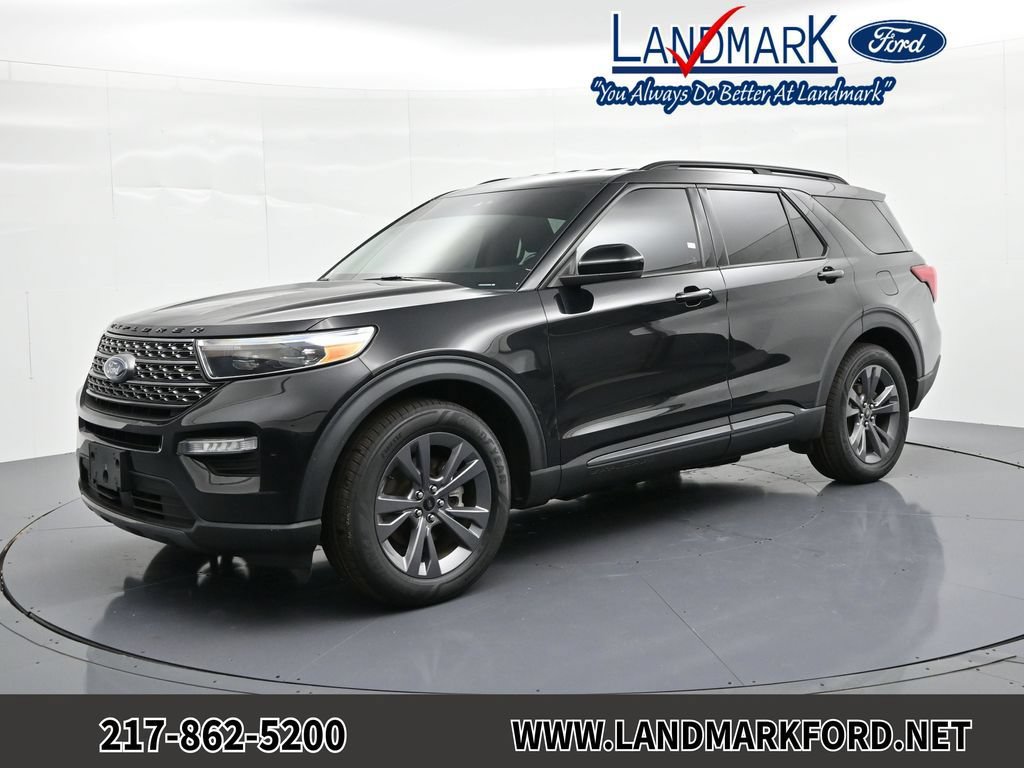 Certified 2022 Ford Explorer XLT w/ Equipment Group 202A RWD image 1