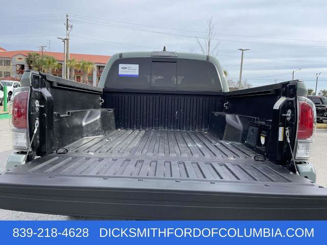 Used 2022 Toyota Tacoma TRD Off-Road image 10