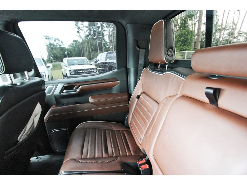 Used 2023 GMC Sierra 1500 Denali Ultimate AWD/4WD image 14