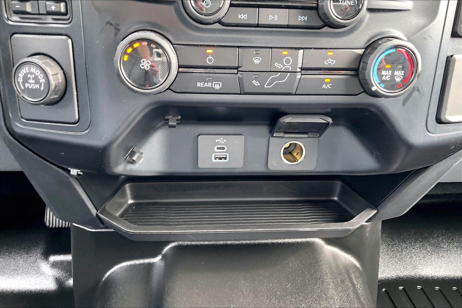 Certified 2024 Ford F350 XL w/ 360-Degree Camera Package RWD image 28