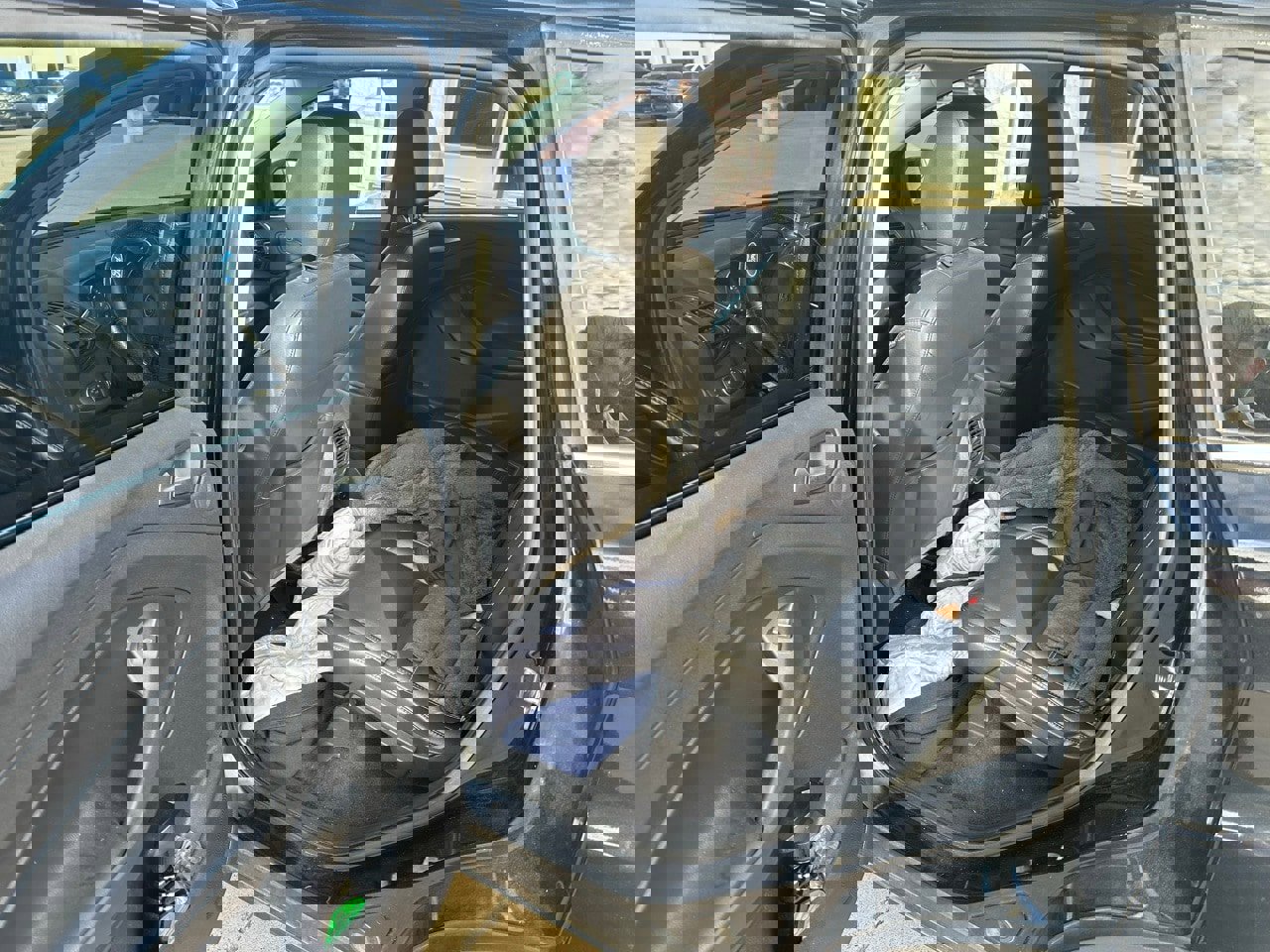 Certified 2017 Ford Escape Titanium w/ Equipment Group 301A image 10