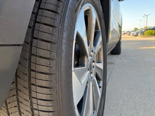 Certified 2025 Ford Escape Platinum w/ Premium Technology Package AWD/4WD image 10