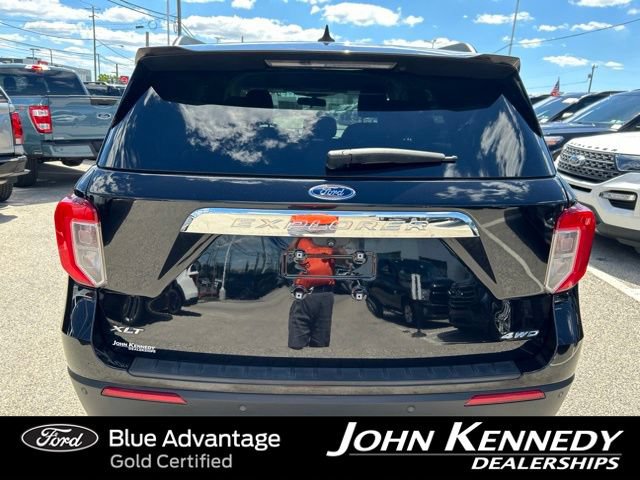 Certified 2022 Ford Explorer XLT w/ Equipment Group 202A AWD/4WD image 11