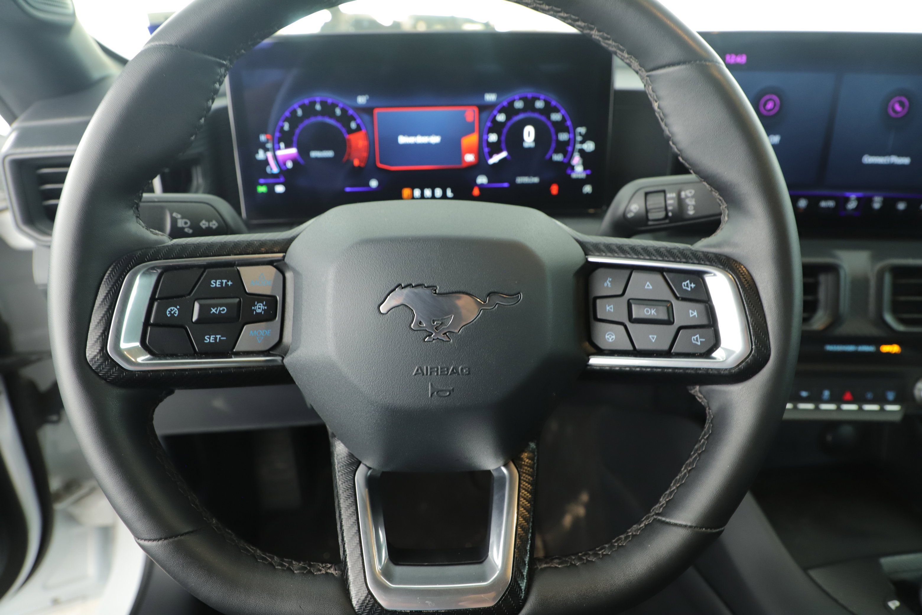Certified 2024 Ford Mustang Coupe RWD image 15