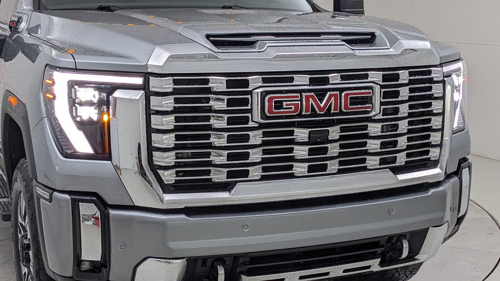 Used 2024 GMC Sierra 2500 Denali w/ Technology Package AWD/4WD image 44